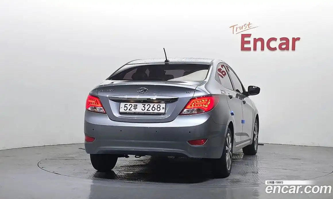 Hyundai Accent 2017 1.4 автомат (гидро), фото 4
