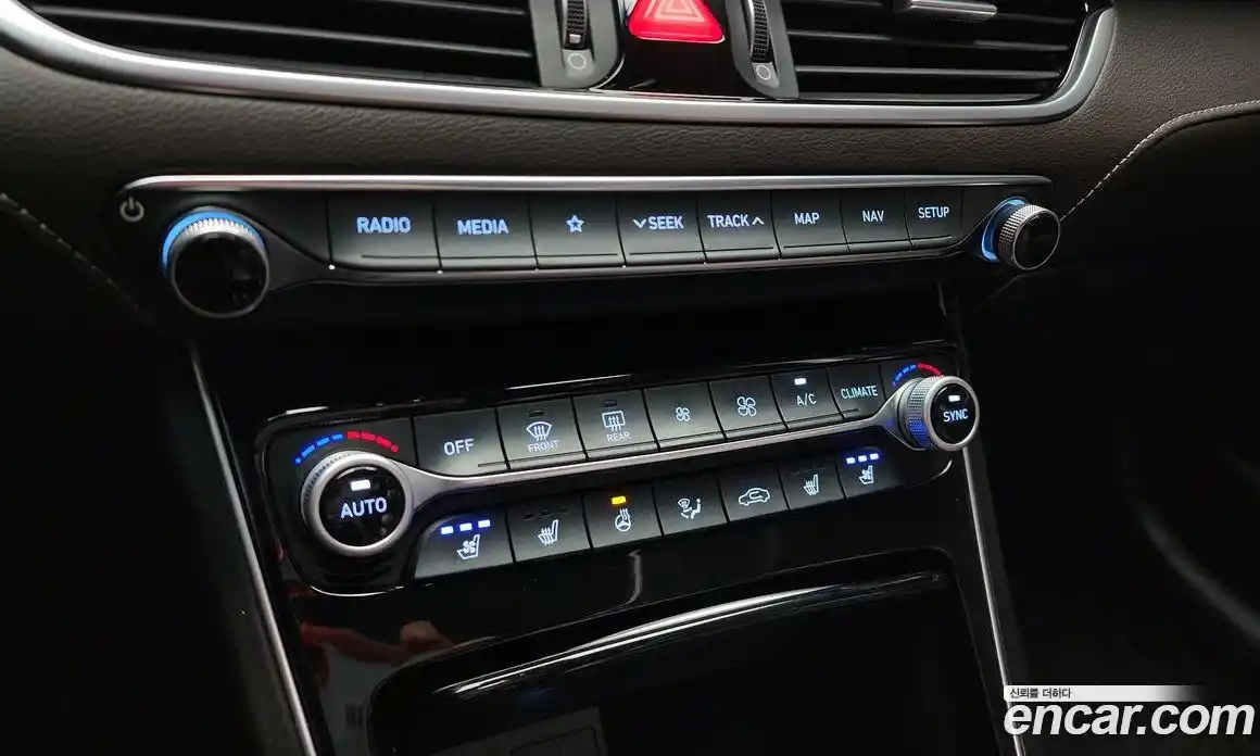 Hyundai Grandeur 2018 2.4 автомат (гидро), фото 16