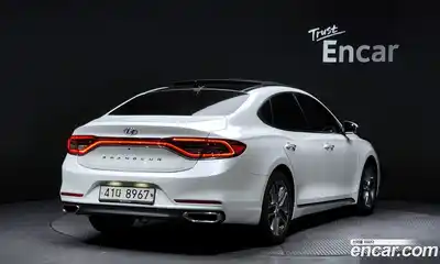 Hyundai Grandeur 2018 2.4 автомат (гидро), миниатюра 2
