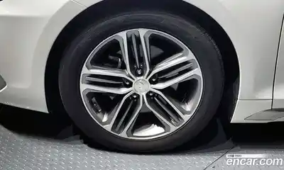Hyundai Grandeur 2018 2.4 автомат (гидро), миниатюра 5