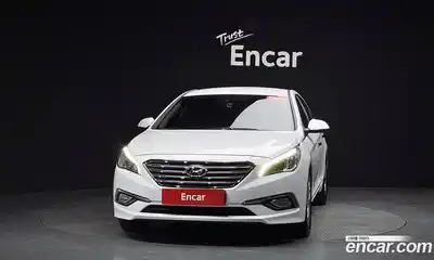 Hyundai Sonata 2015 2.0 автомат (гидро), миниатюра 2
