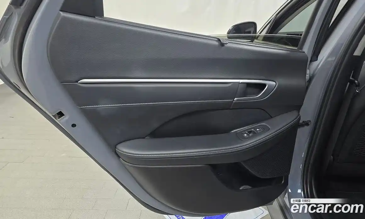Hyundai Sonata 2024 2.0 автомат (гидро), фото 15