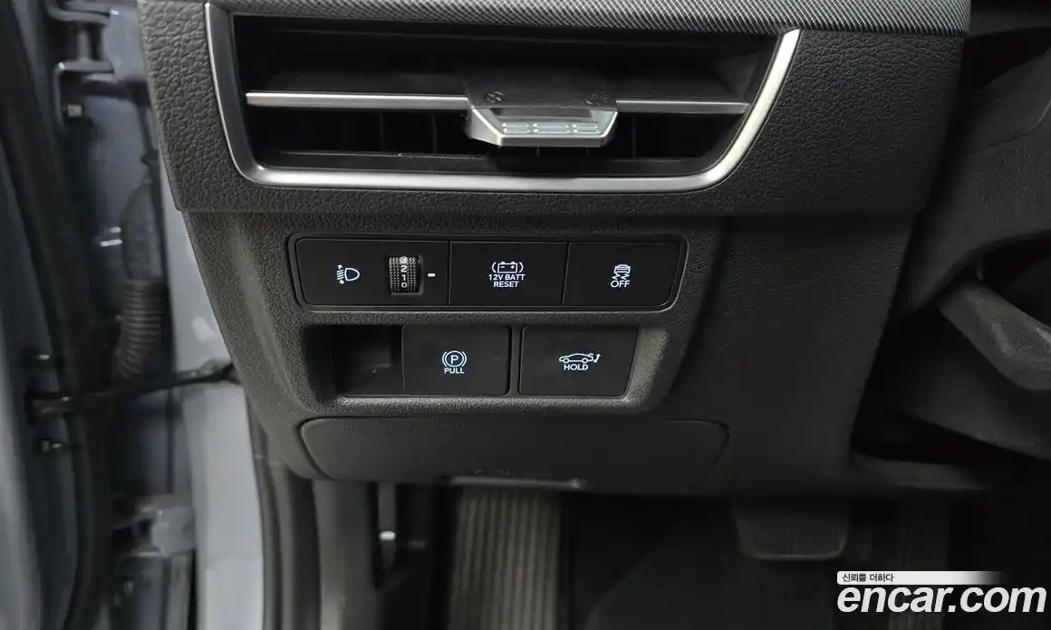 Hyundai Sonata 2024 2.0 автомат (гидро), фото 25