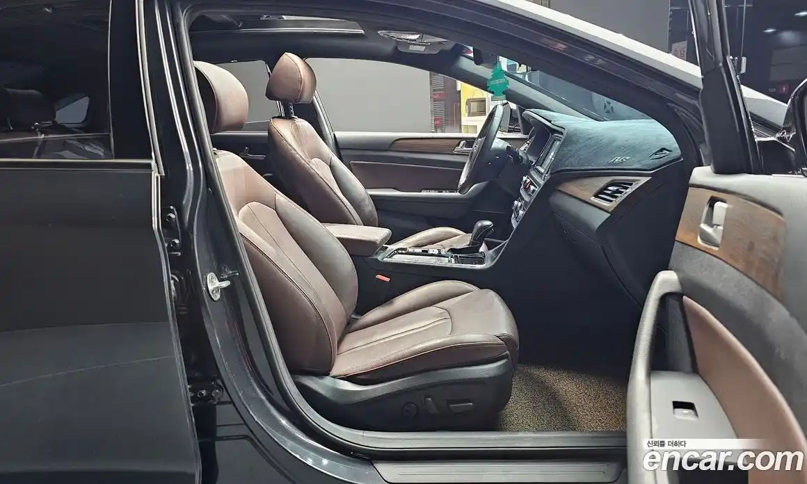 Hyundai Sonata 2017 2.0 автомат (гидро), фото 11