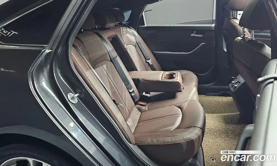 Hyundai Sonata 2017 2.0 автомат (гидро), фото 12