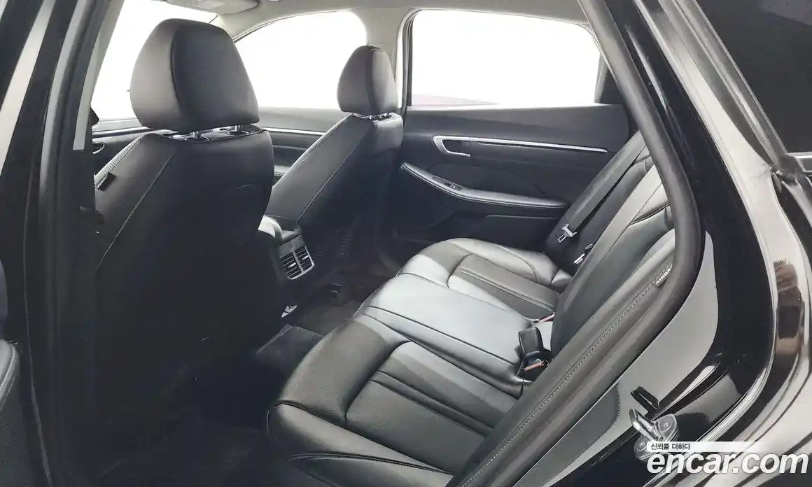 Hyundai Sonata 2022 2.0 автомат (гидро), фото 19