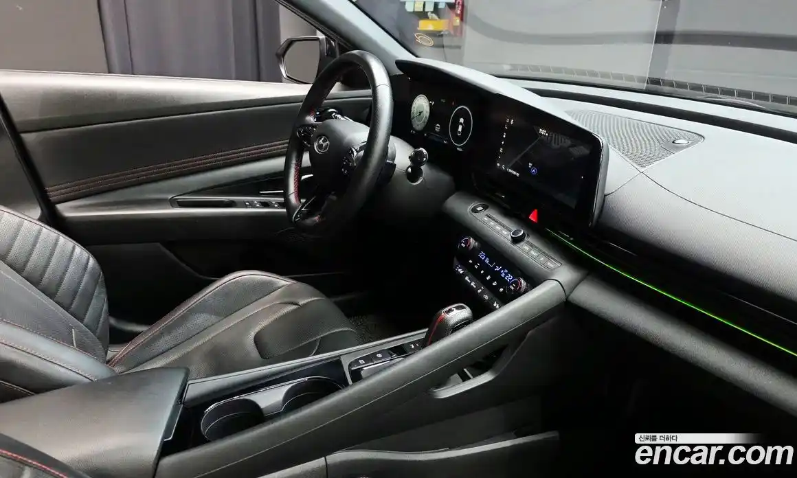 Hyundai Avante 2020 1.6 автомат (гидро), фото 13
