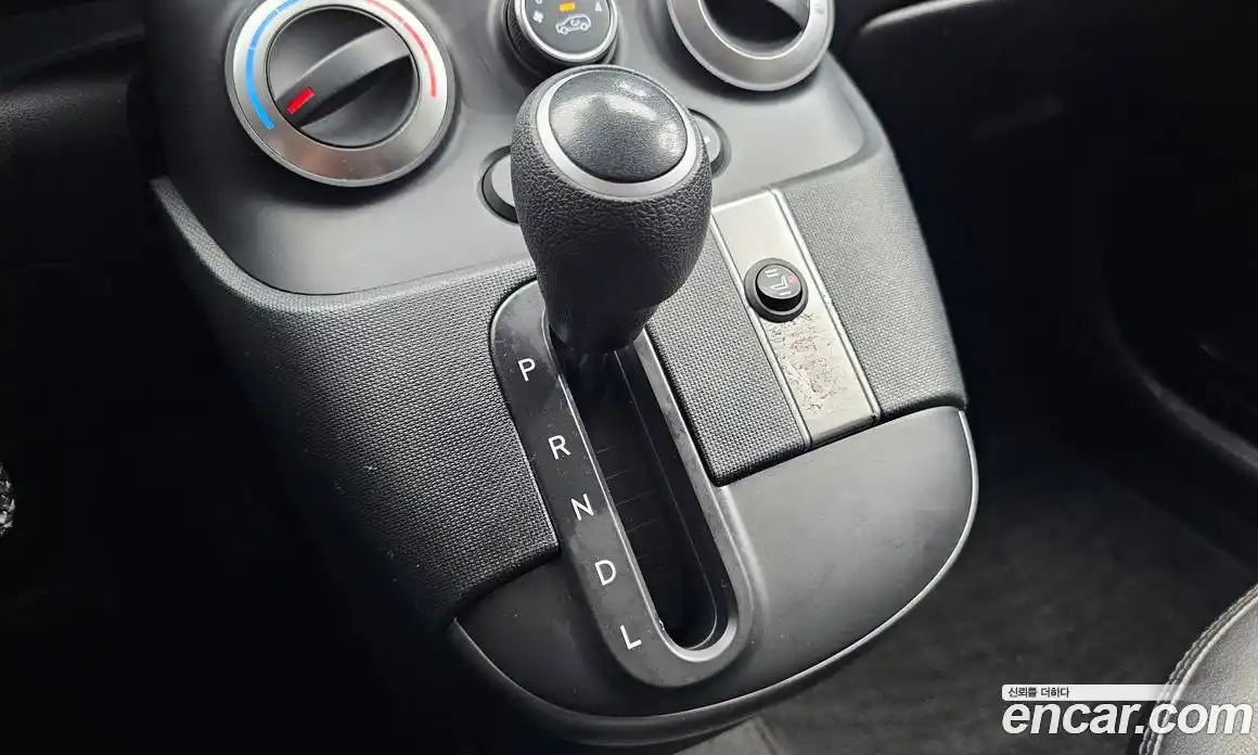Hyundai Casper 2023 1.0 автомат (гидро), фото 12