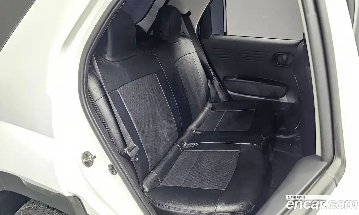 Hyundai Casper 2023 1.0 автомат (гидро), фото 18