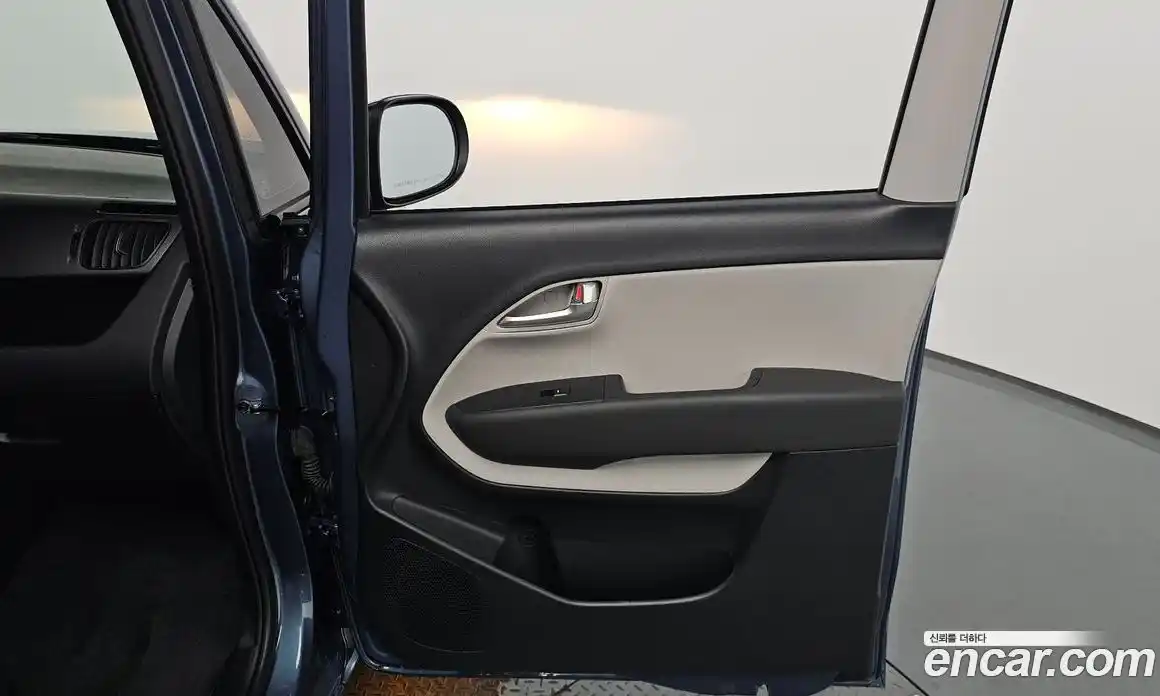 Kia Ray 2025 1.0 автомат (гидро), фото 13