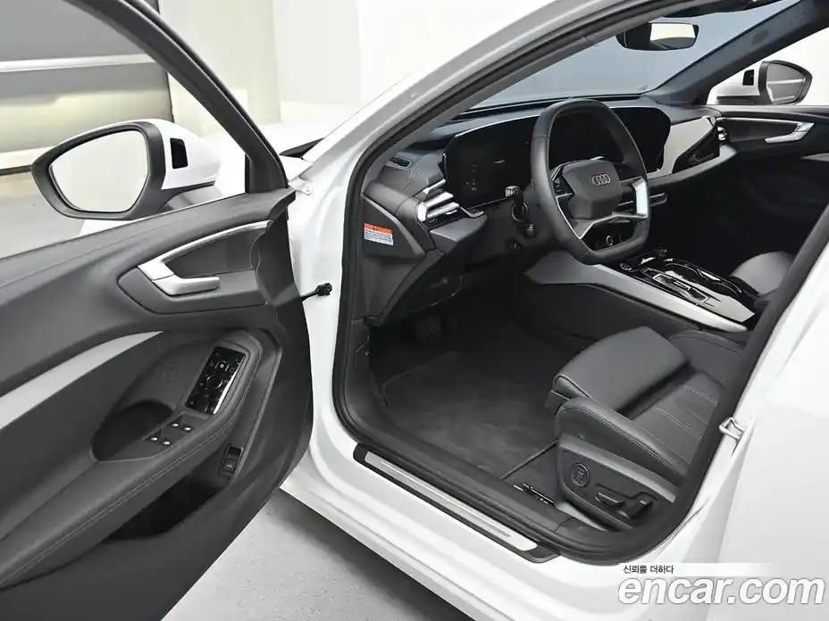 Audi A5 2025 2.0 автомат (гидро), фото 11