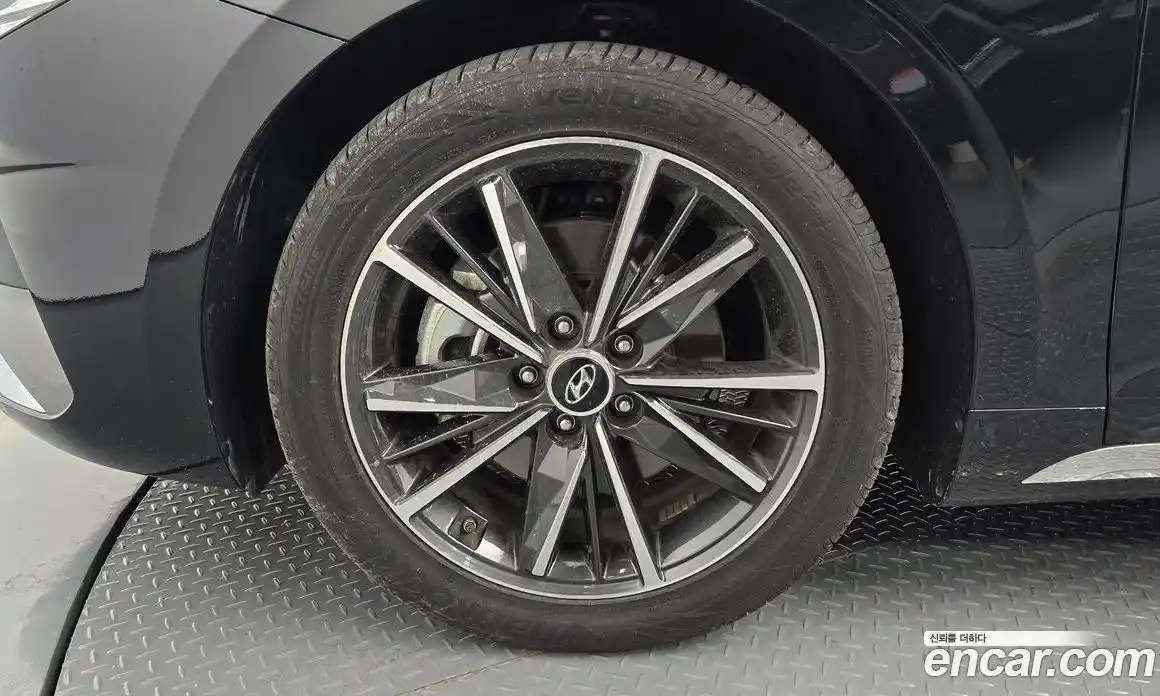 Hyundai Grandeur 2022 2.5 автомат (гидро), фото 5