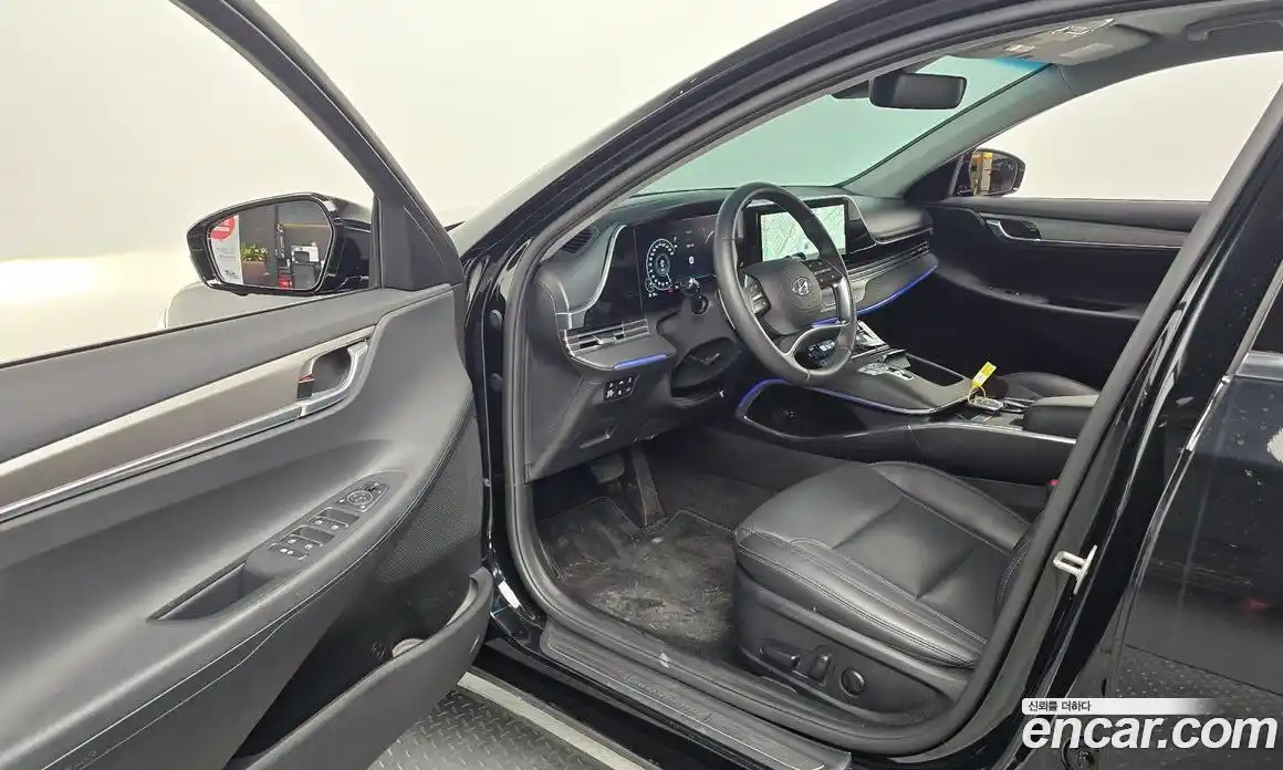 Hyundai Grandeur 2022 2.5 автомат (гидро), фото 10