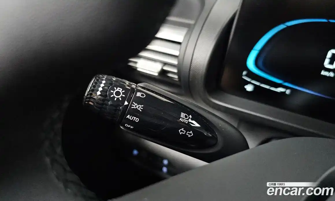 Hyundai Casper 2023 1.0 автомат (гидро), фото 24