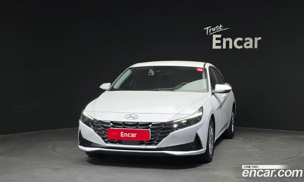 Hyundai Avante 2021 1.6 автомат (гидро), фото 3