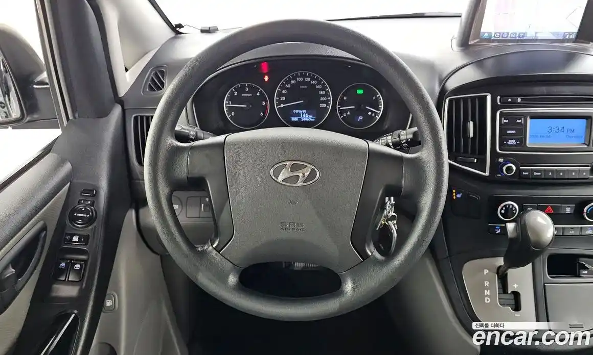 Hyundai Starex 2017 2.5 автомат (гидро), фото 13