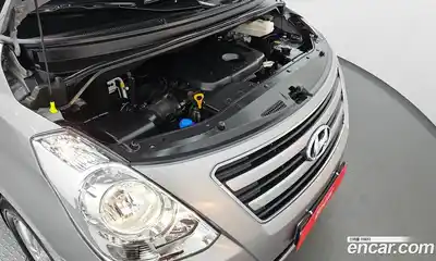 Hyundai Starex 2017 2.5 автомат (гидро), миниатюра 6