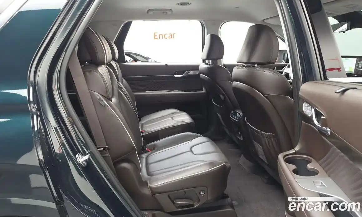 Hyundai Palisade 2023 3.8 автомат (гидро), фото 17