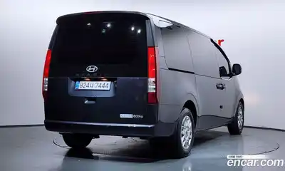 Hyundai Staria 2024 2.2 автомат (гидро), миниатюра 2