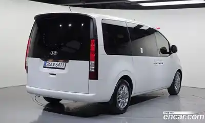 Hyundai Staria 2025 2.2 автомат (гидро), миниатюра 2