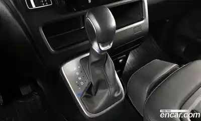 Hyundai Staria 2025 2.2 автомат (гидро), миниатюра 9