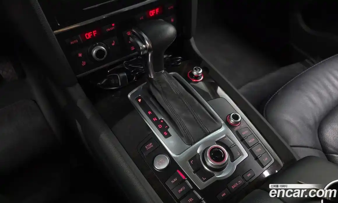 Audi Q7 2014 3.0 автомат (гидро), фото 9