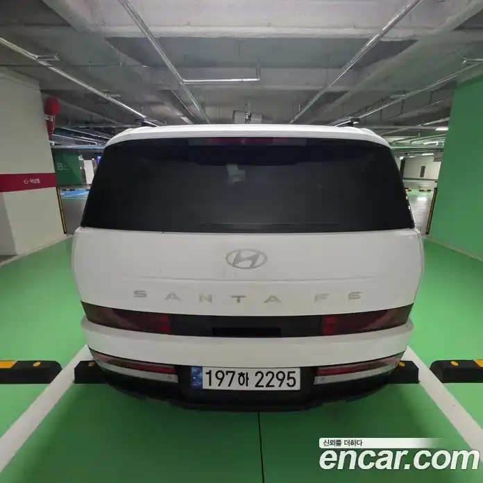 Hyundai Santa Fe 2024 1.6 автомат (гидро), фото 4