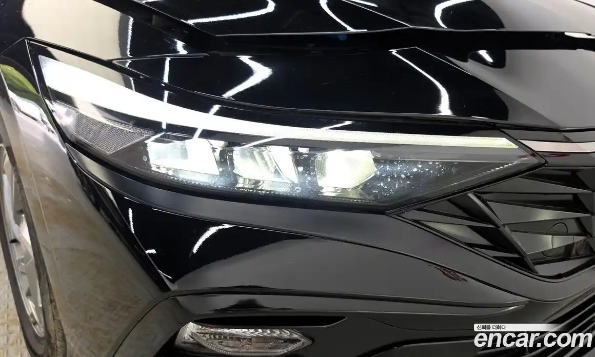Hyundai Avante 2023 1.6 автомат (гидро), фото 8