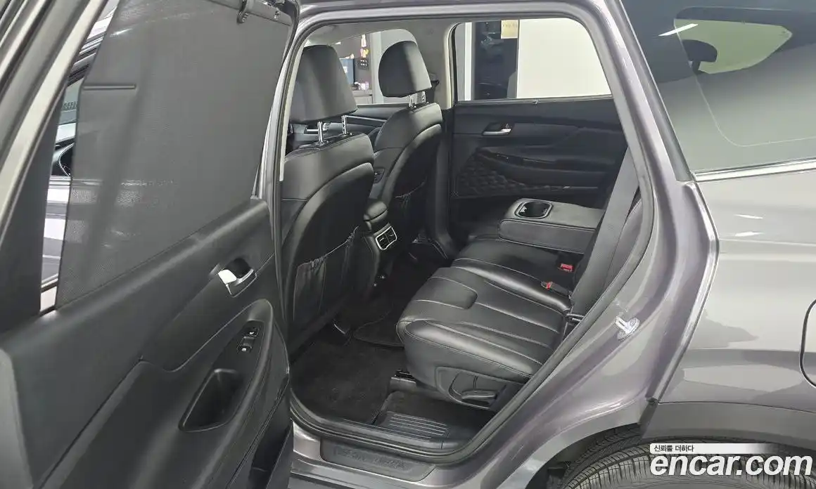 Hyundai Santa Fe 2022 2.2 автомат (гидро), фото 16