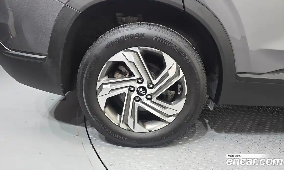 Hyundai Santa Fe 2022 2.2 автомат (гидро), фото 5