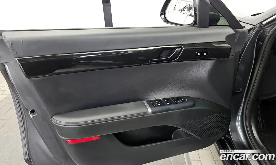Hyundai Grandeur 2023 1.6 автомат (гидро), фото 14