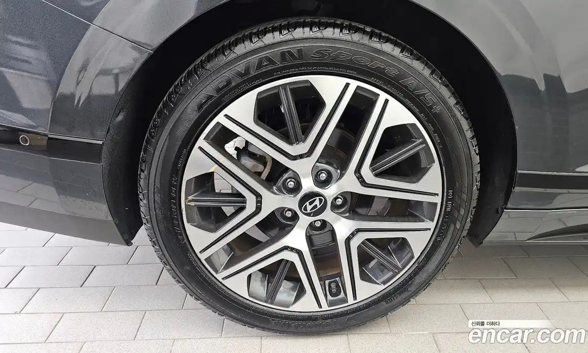 Hyundai Grandeur 2023 1.6 автомат (гидро), фото 5
