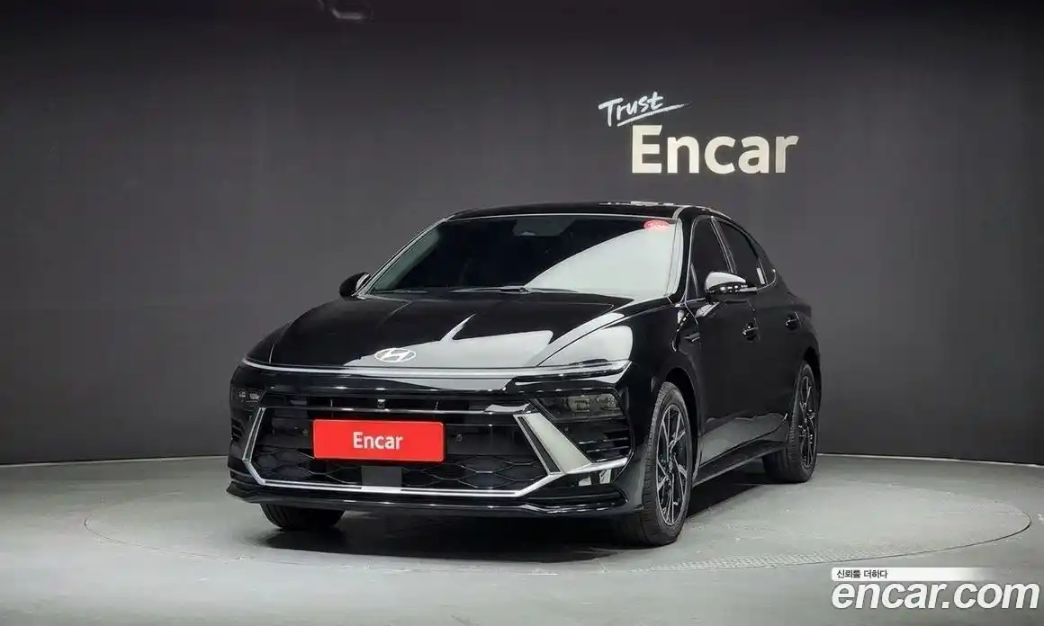 Hyundai Sonata 2024 2.0 автомат (гидро), фото 3