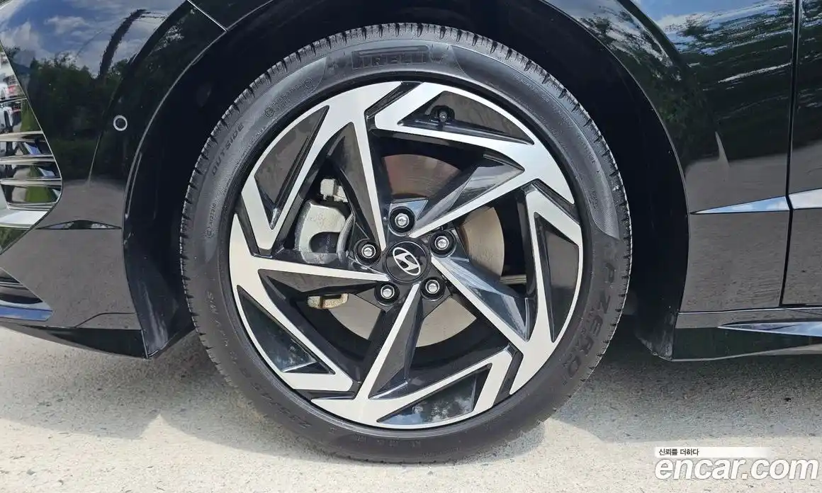 Hyundai Sonata 2024 2.0 автомат (гидро), фото 5