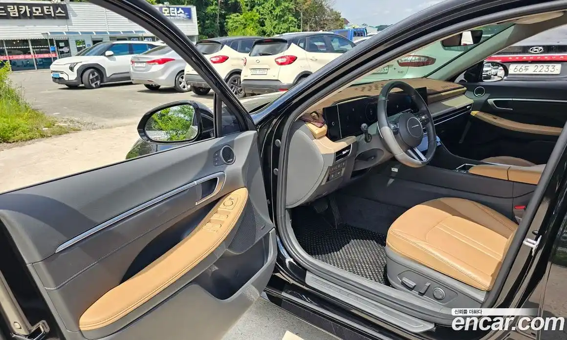 Hyundai Sonata 2024 2.0 автомат (гидро), фото 10