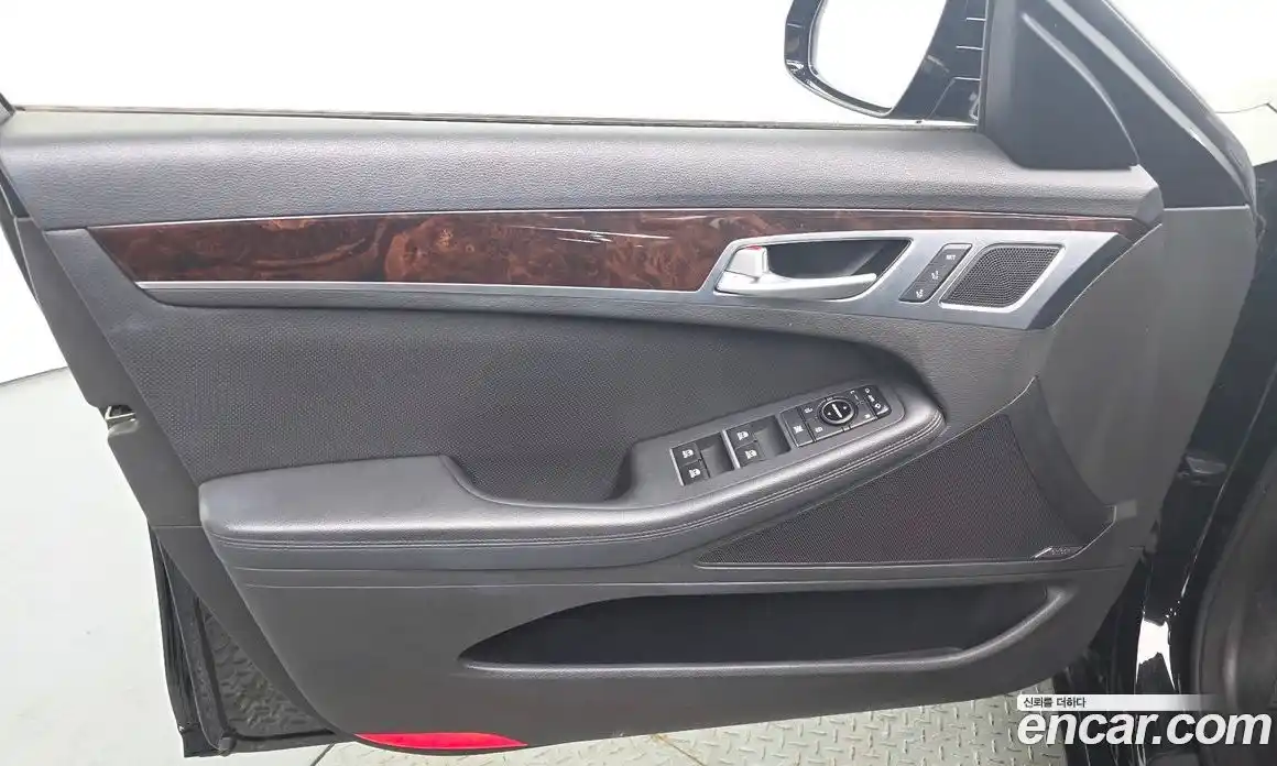 Hyundai Genesis 2015 3.3 автомат (гидро), фото 14