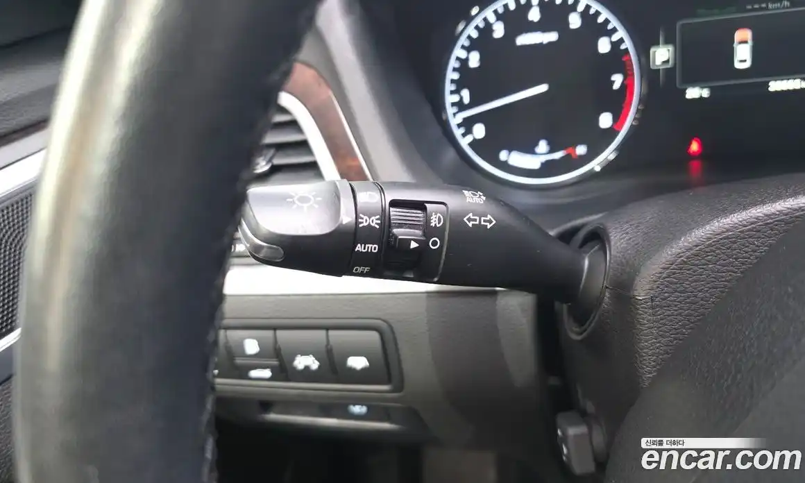 Hyundai Genesis 2015 3.3 автомат (гидро), фото 26