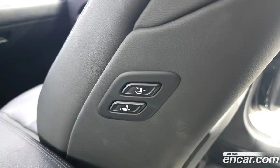 Hyundai Genesis 2015 3.3 автомат (гидро), фото 27