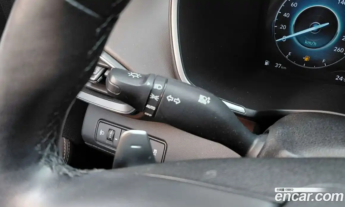 Hyundai Santa Fe 2023 2.5 автомат (гидро), фото 31