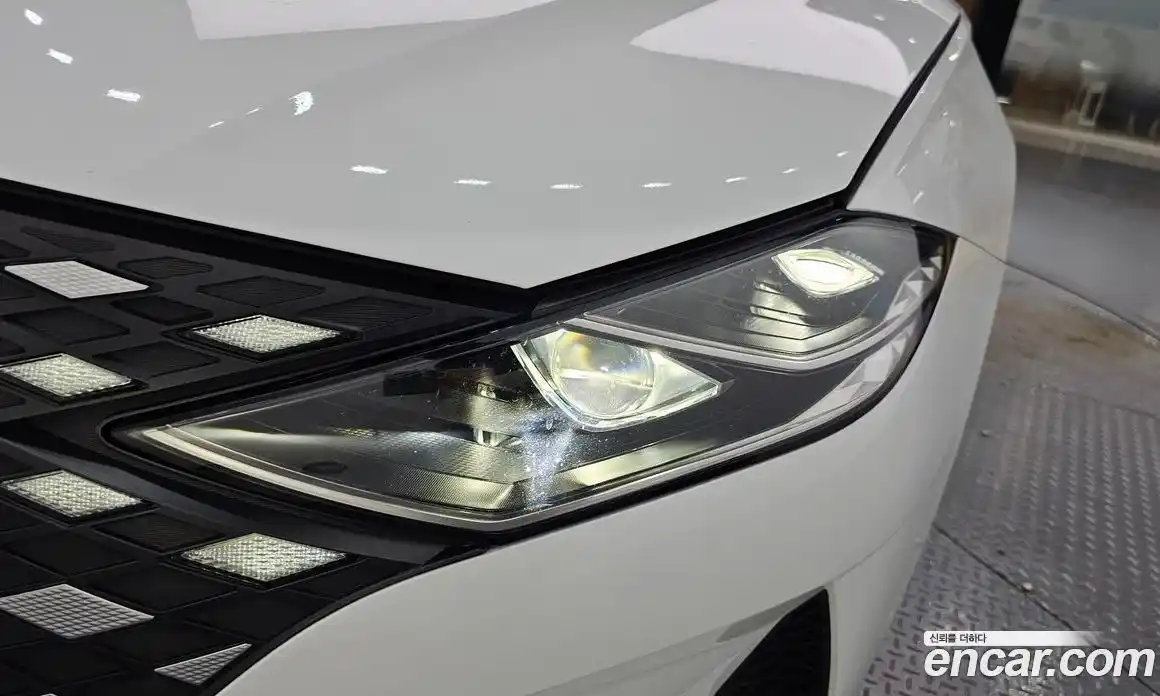 Hyundai Grandeur 2022 2.5 автомат (гидро), фото 8