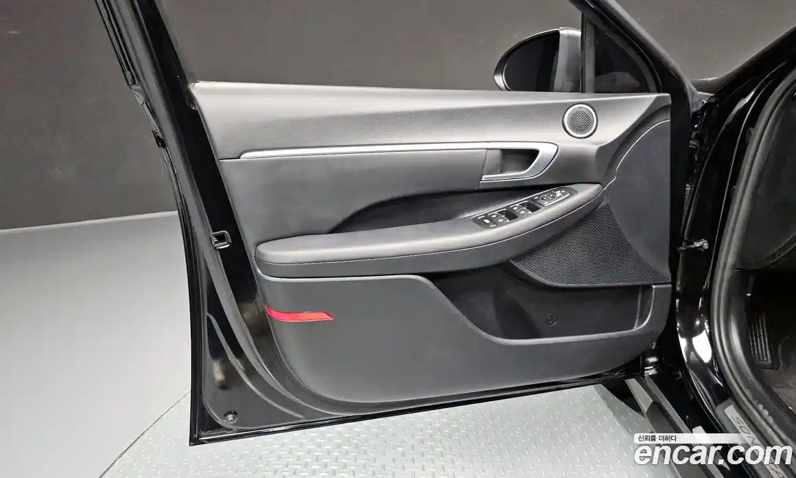 Hyundai Sonata 2020 2.0 автомат (гидро), фото 14
