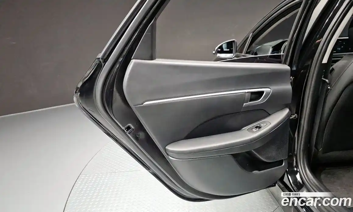 Hyundai Sonata 2020 2.0 автомат (гидро), фото 15