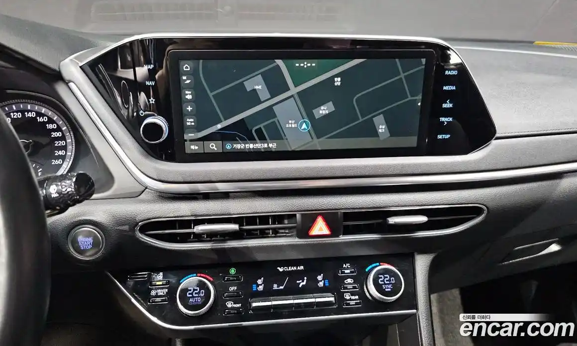 Hyundai Sonata 2020 2.0 автомат (гидро), фото 22