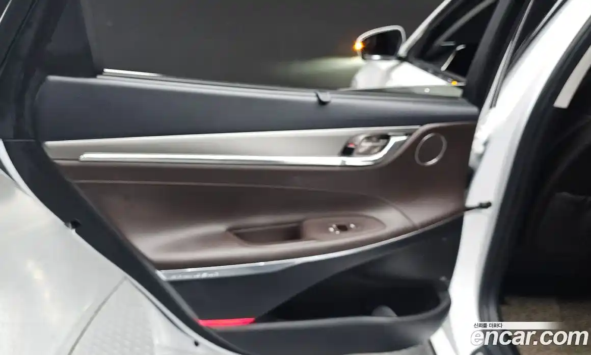 Hyundai Grandeur 2020 2.5 автомат (гидро), фото 14