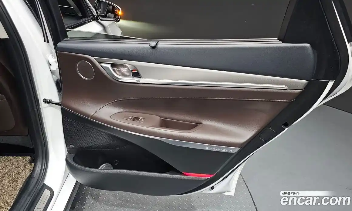 Hyundai Grandeur 2020 2.5 автомат (гидро), фото 28