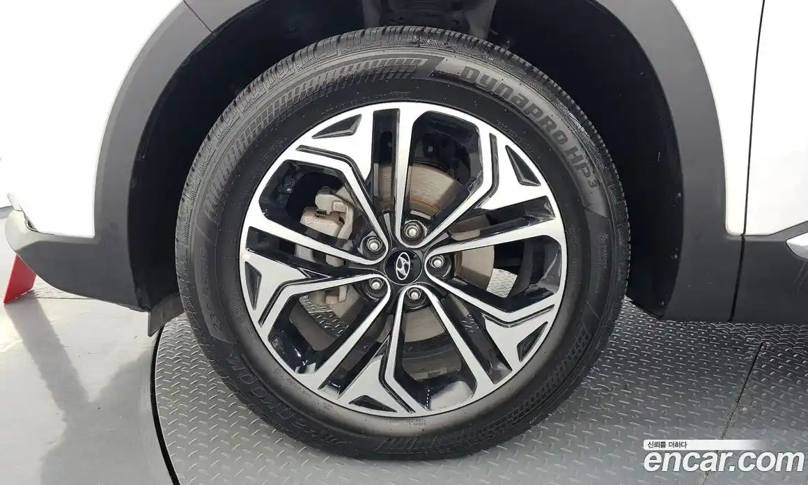 Hyundai Santa Fe 2019 2.0 автомат (гидро), фото 5