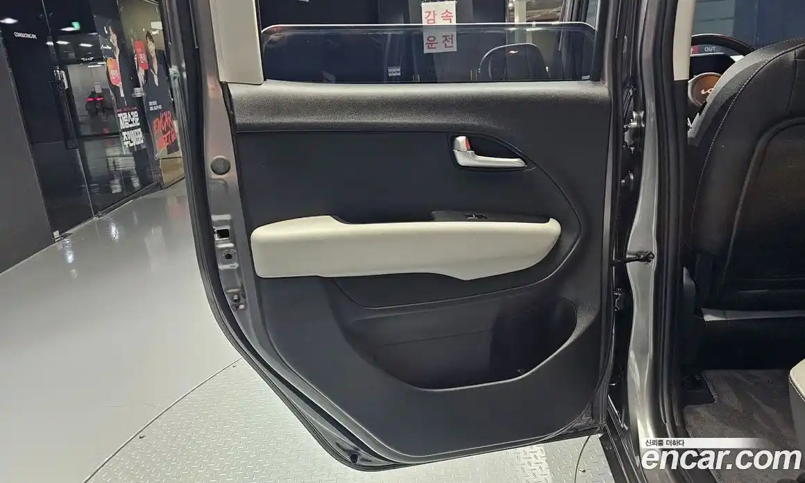 Kia Ray 2025 1.0 автомат (гидро), фото 14