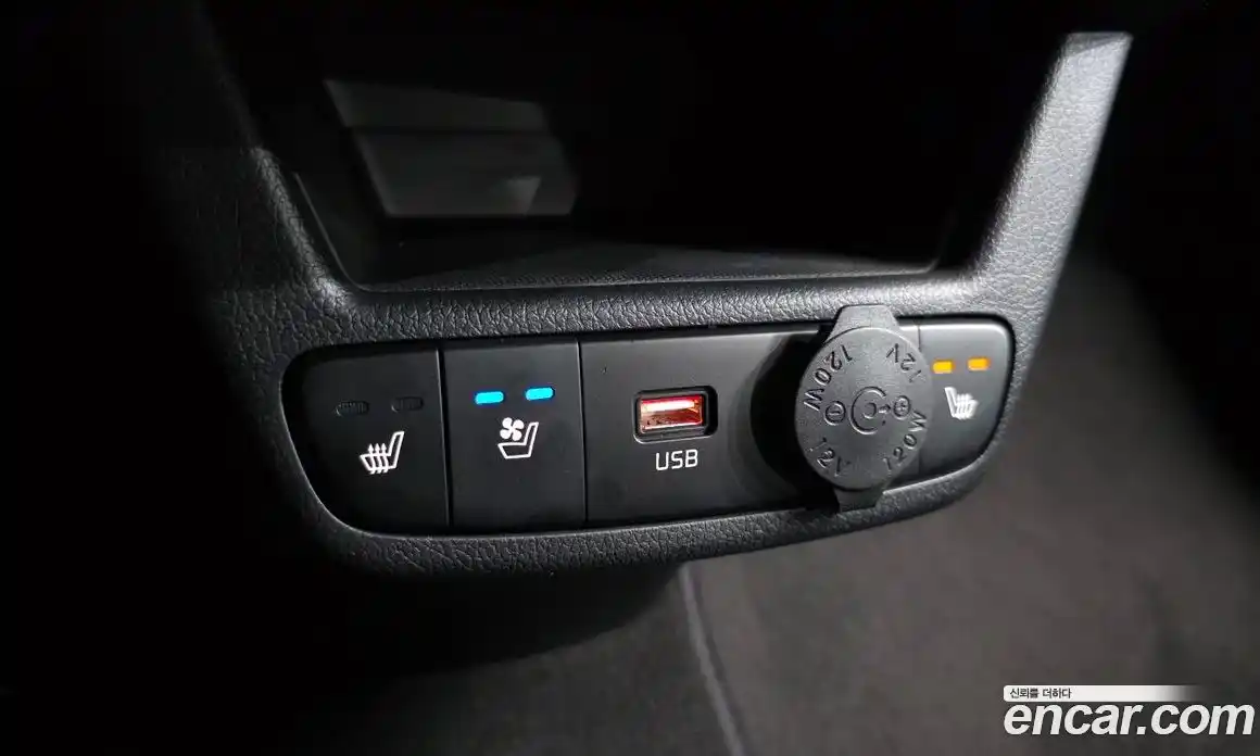 Kia Ray 2024 1.0 автомат (гидро), фото 21