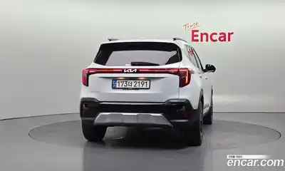 Kia Seltos 2022 2.0 автомат (гидро), миниатюра 4