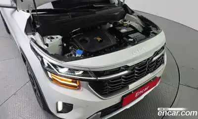 Kia Seltos 2022 2.0 автомат (гидро), миниатюра 6